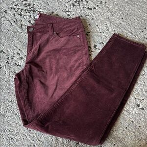 EUC CAbi skinny cord pants